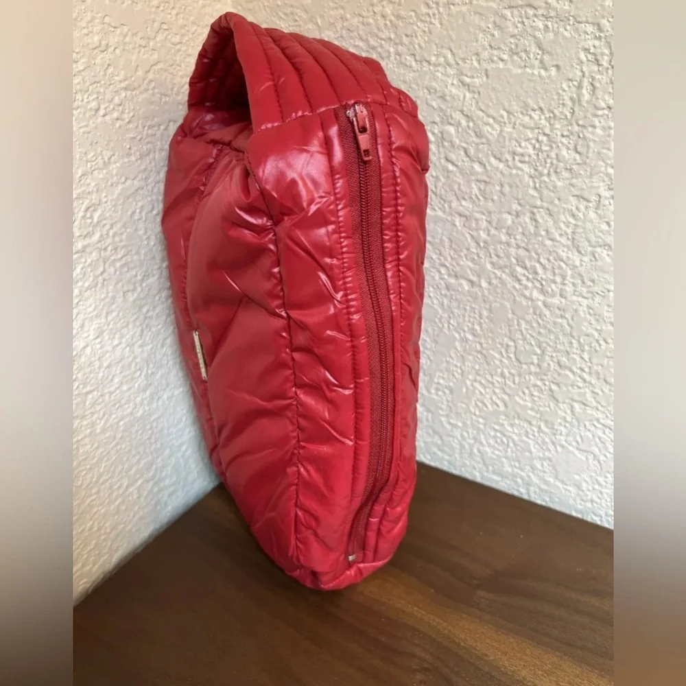 Anorak Cosmetic Organizer‎ Quilted Clutch Travel Bag Lightweight Red Excellent